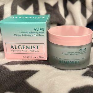 New! Algenist balancing mask.